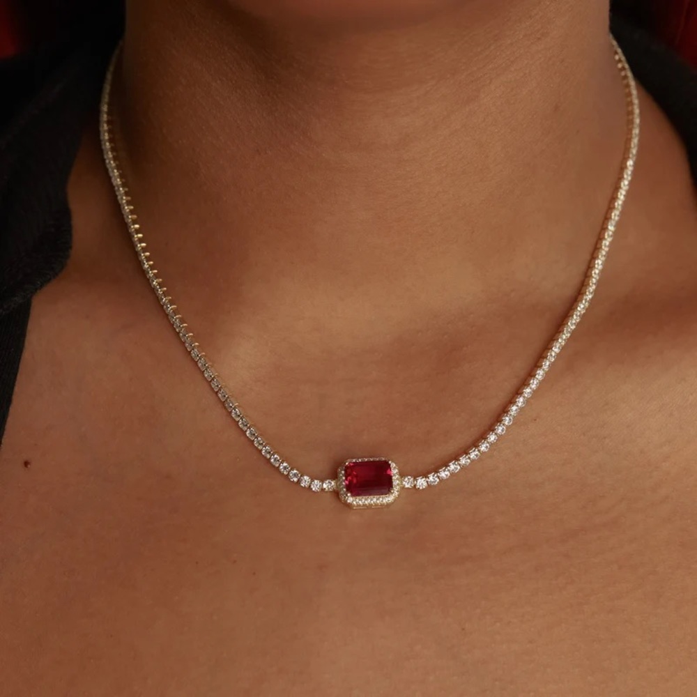 Elegant Red and Gold Necklace